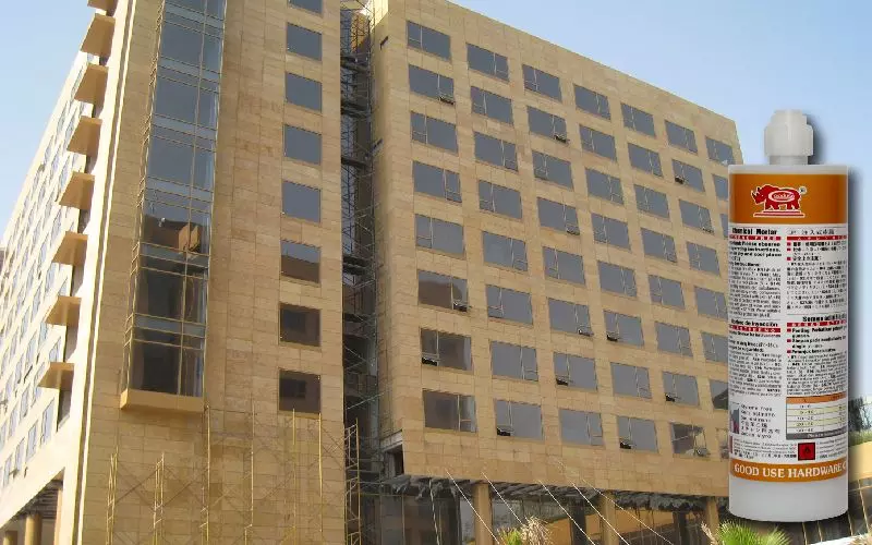 انتخاب نوع انکر شیمیای برای نما